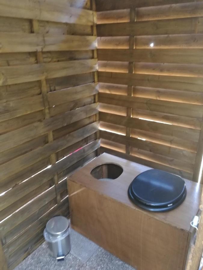 Tente Insolite 1 A 5 Personnes Plouray Zewnętrze zdjęcie